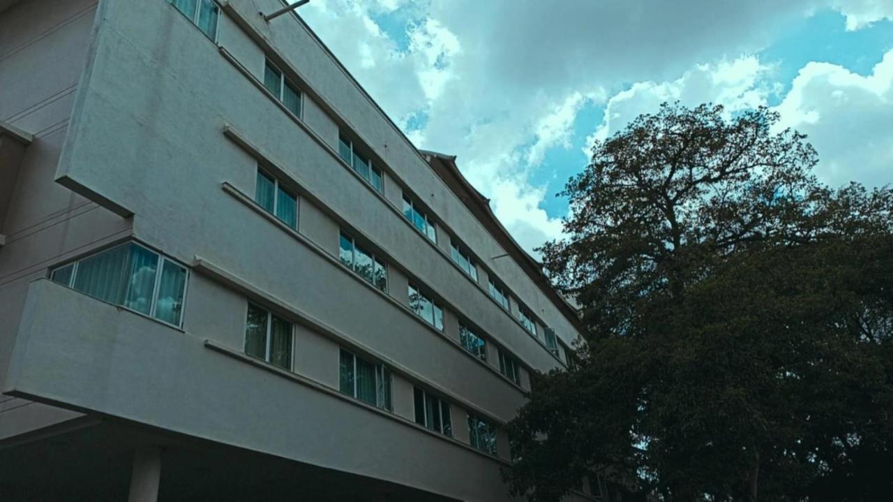 Palguni Residency Ξενοδοχείο Hassan Εξωτερικό φωτογραφία