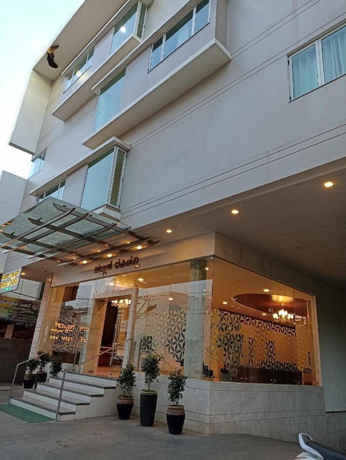 Palguni Residency Ξενοδοχείο Hassan Εξωτερικό φωτογραφία